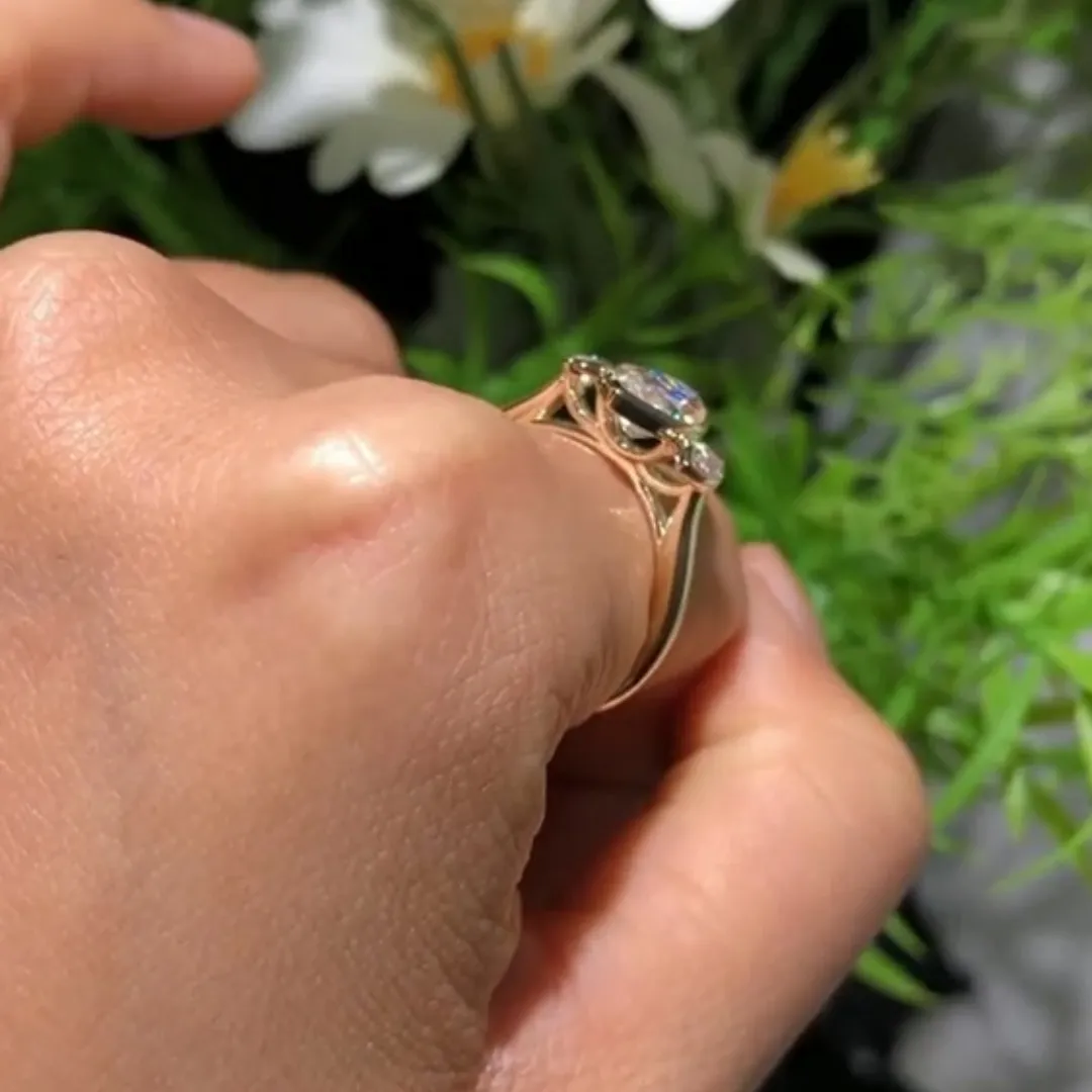 /public/photos/live/Marquise Moissanite Trio Engagement Ring (1).webp